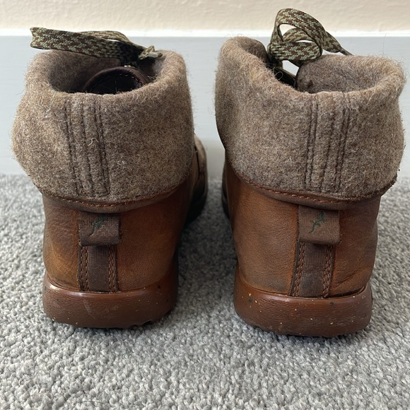 Fold Down Leather Wool Chaco Boots - Picture 5 of 6